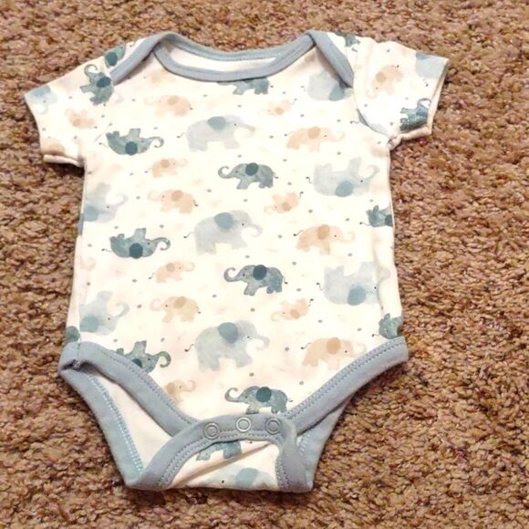 Kyle & Deena, size‎ 3-6 months, onesie, blue elephant print excellent condition - Picture 1 of 4